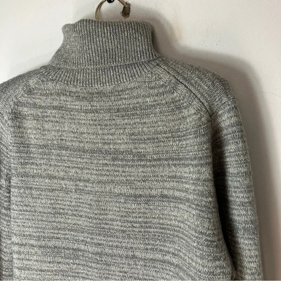J. Crew Mercantile Gray Chunky Knit Turtleneck Sweater Large - Picture 4 of 6